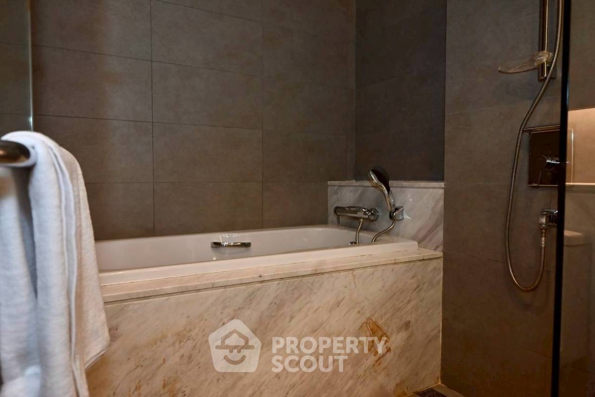 picture 2-BR Condo at PIYA RESIDENCE 28 near BTS Phrom Phong (ID 2479985) - 16/34