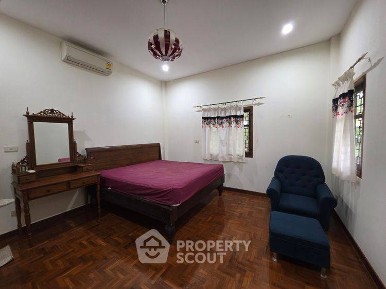 รูป บ้าน 2-ห้องนอน ใน อินทขิล (ID 2426568) - รูปที่ 2/3