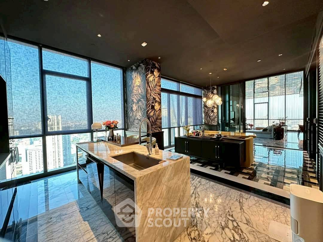picture Pet-Friendly 3-BR 252 Sqm On 29th Floor At The Monument Thonglo (ID 2503843) - 2/10
