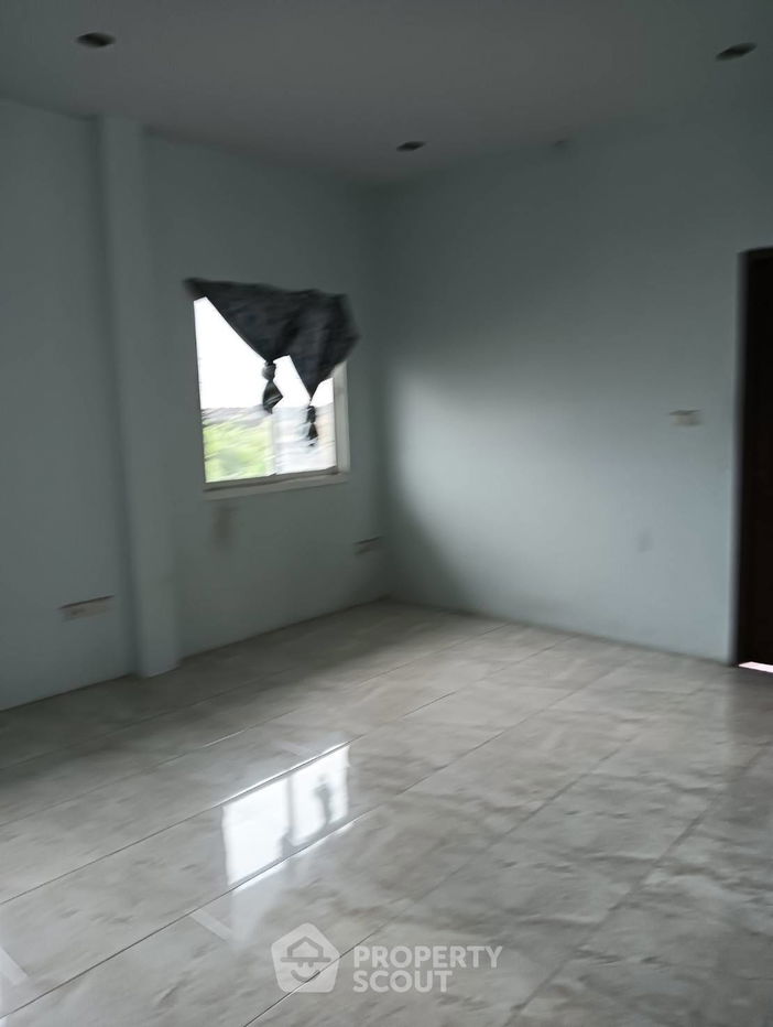 รูป บ้าน 4-ห้องนอน ใน หัวหมาก (ID 2503623) - รูปที่ 7/20