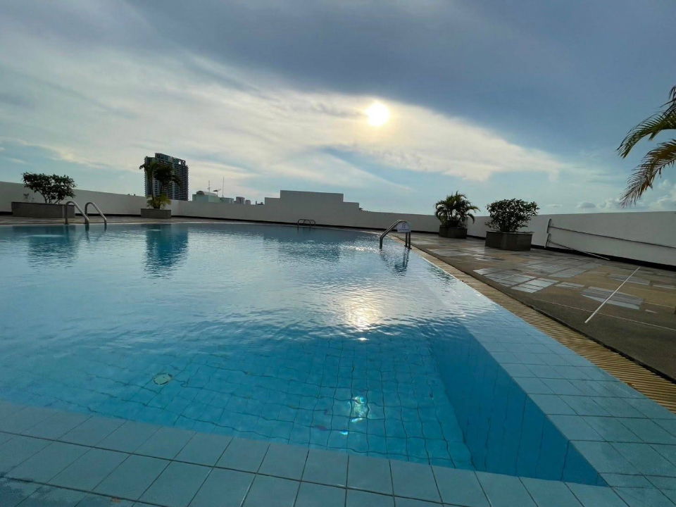 รูป ขายคอนโด Phayathai Plaza  ห้องสวยเพิ่งตกแต่งเสร็จ   เฟอร์นิเจอร์ เครื่องใช้ไฟฟ้าครบ มีที่จอดประจำห้อง SW003298 - รูปที่ 7/8