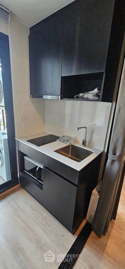 picture 1-BR Condo at Nue District R9 near MRT Phra Ram 9 (ID 2503936) - 2/15