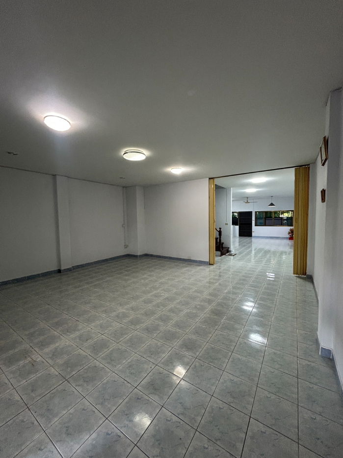 รูป Townhome for rent near BTS Punnawithi (SPSJP01) - รูปที่ 5/34