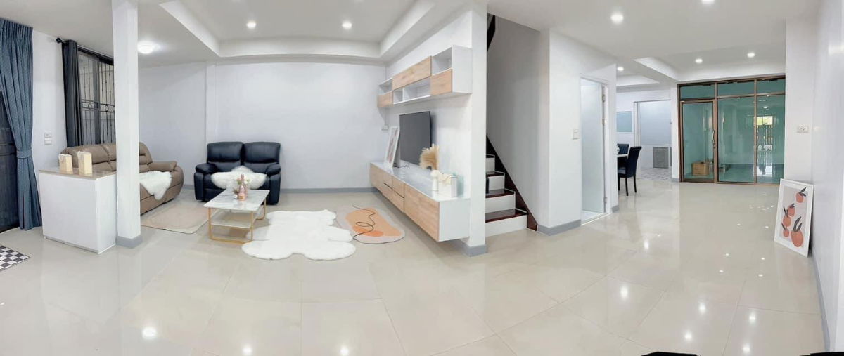 รูป 🏡 ให้เช่า ทาวน์โฮม 2 ชั้น รัชดา–ห้วยขวาง 📍 ประชาราษฎร์บำเพ็ญ เดินทางสะดวก 🌍 รับผู้เช่าต่างชาติ - รูปที่ 4/9