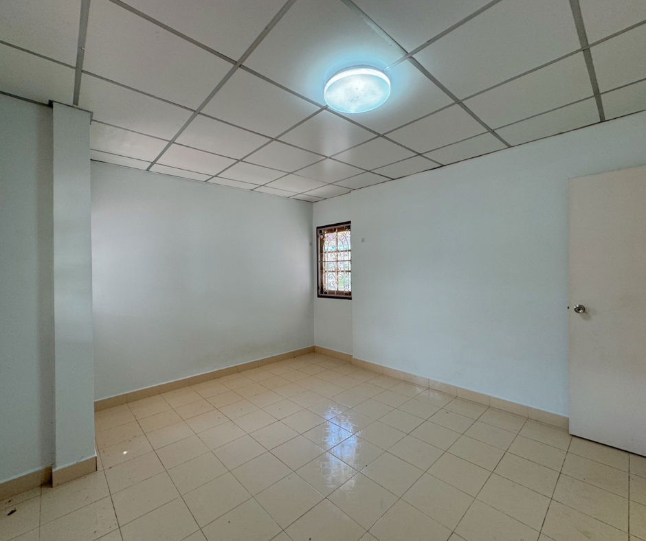 รูป ลดราคาถูกมาก !! บ้านเดี่ยวขนาดใหญ่ (70 ตร.ว.) หมู่บ้านมิตรประชาวิลล่า15 บางบัวทอง ติดถนนบางกรวย-ไทรน้อย นนทบุรี บ้านสวยพร้อมเข้าอยู่ - รูปที่ 8/20