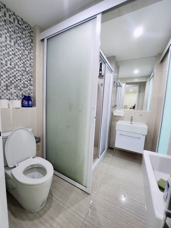 picture ðĨ For Sale ðĨ Life Ratchadapisek / 2 Bedrooms E079 - 8/10