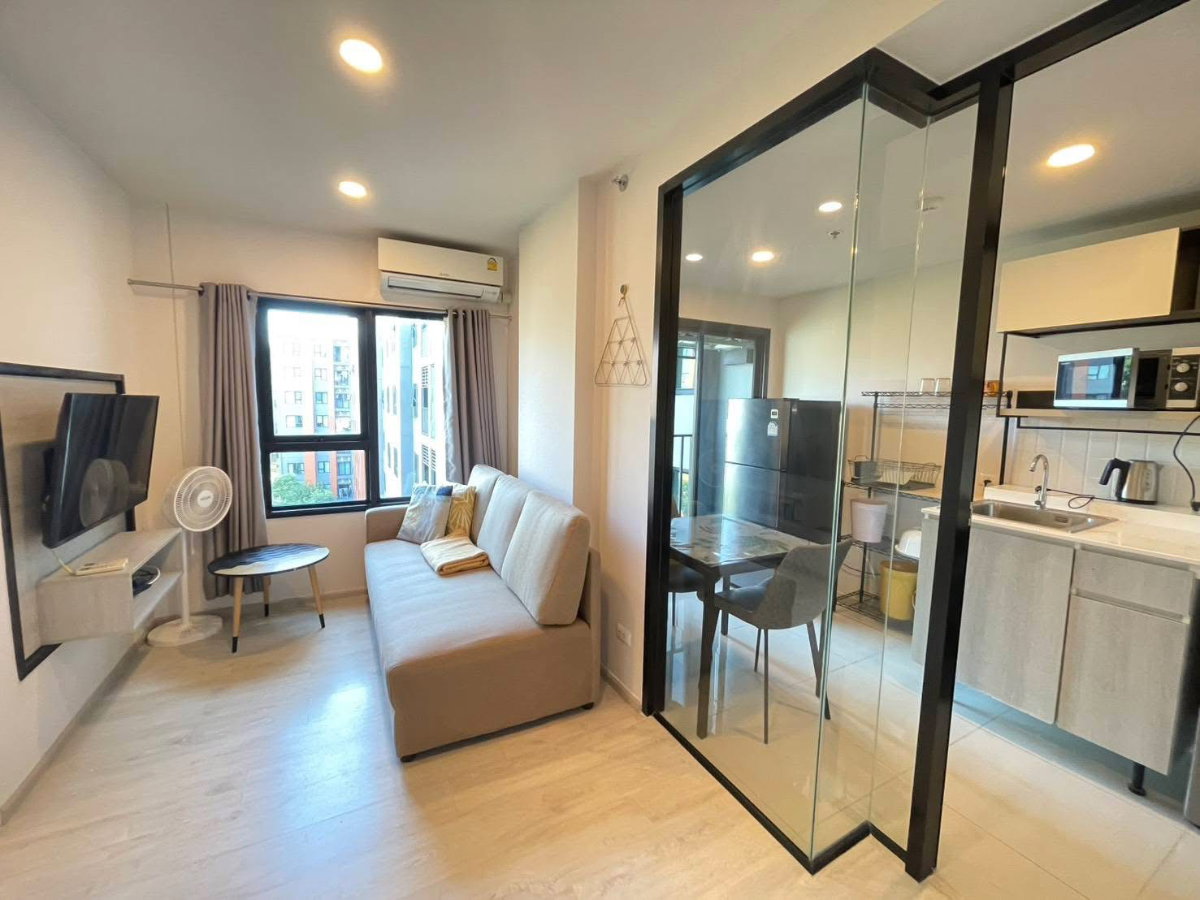 รูป  ให้เช่า Escent Ville (ว่างพร้อมอยู่) ชั้น6 ตึก B  ขนาด32  ตรม.วิวสระ - รูปที่ 3/14