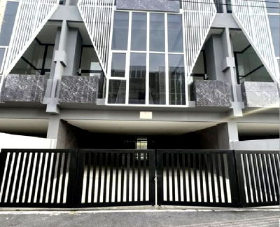 เช่าโฮมออฟฟิศ เขตบางแค : ให้เช่าทาวน์โฮม / Home Office 4.5 ชั้น โครงการ เดอะวินน์ กาญจนาภิเษก สาทร / ซอยสำนักงานเขตบางแค / บ้านใหม่ เพิ่งโอน / จดบริษัทได้