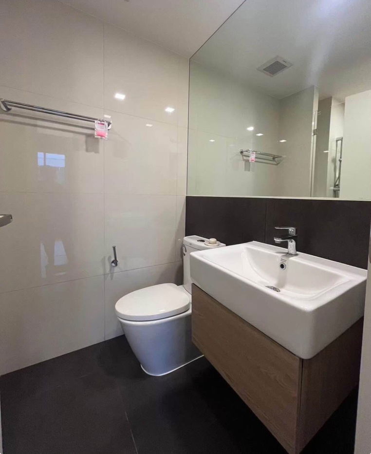 picture Chambers On Nut            Station  - 8/9