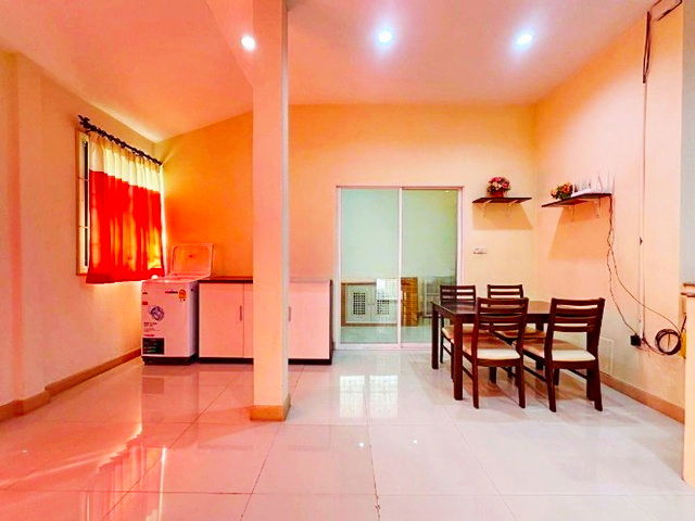 รูป เปิดซิง! ศรีมหาโพธิ ปราจีนบุรี นิคมอุตสาหกรรม 304 ปราจีนบุรี 1 กม. ให้เช่าบ้านเดี่ยว 2นอน 2น้ำ ซีเจ ตลาดโป่งไผ่ 1.2 กม. - รูปที่ 2/8