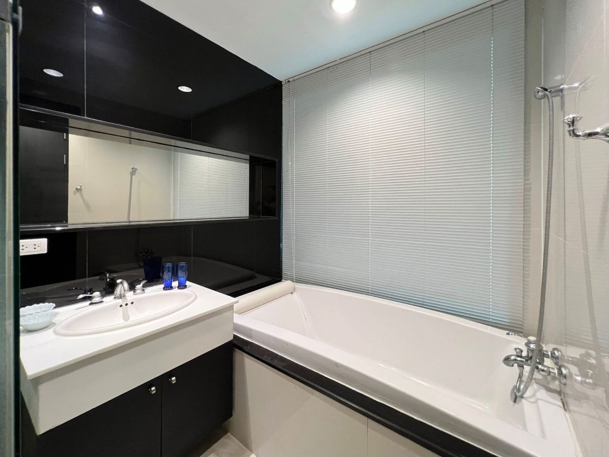 picture For Rent - The Address Chidlom , Luxury Class 1 bedroom 1 bathroom - 7/8