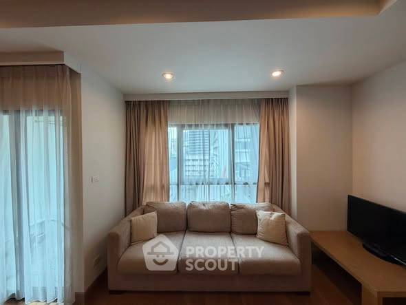 รูป คอนโด 1-ห้องนอน ที่ สาธร การ์เด้นส์ ใกล้ MRT สีลม (ID 2503574) - รูปที่ 1/5