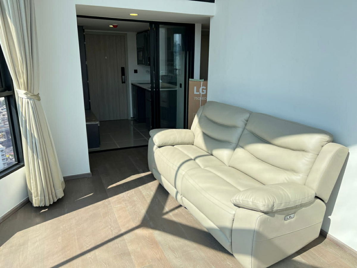 รูป Park Origin Chula Samyan【𝐑𝐄𝐍𝐓】🔥โทนคลีนลุคหรู เรียบแต่มีคลาส เหมาะทุกไลฟ์สไตล์🔥 ติดต่อไลน์ไอดี: @hacondo - รูปที่ 6/10