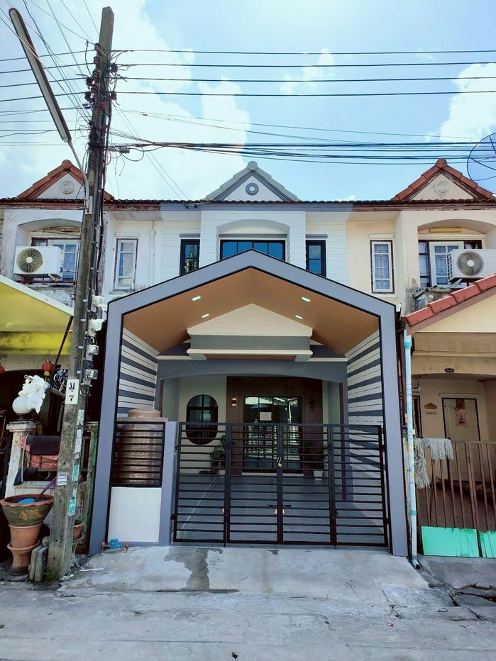 รูป ทาวน์เฮ้าส์ ตกแต่งใหม่ ทำเลดี ราคาถูก แถมเฟอร์ฯเยอะมาก หมู่บ้านเคซี รามอินทรา3(ซอย17) ซอยหทัยราษฎร์ 39 ถนนหทัยราษฎร์ คลองสามวา - รูปที่ 1/21