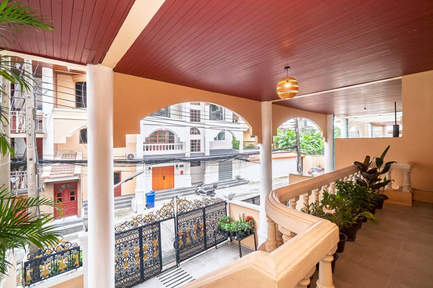 รูป LTH14029 – Townhouse for Rent | Thonglor 25 | 400 sqm | 5 Beds 5 Baths | Near BTS Thonglor | 100K/Month | ทาวน์เฮาส์ให้เช่า ทองหล่อ 25 - รูปที่ 4/6