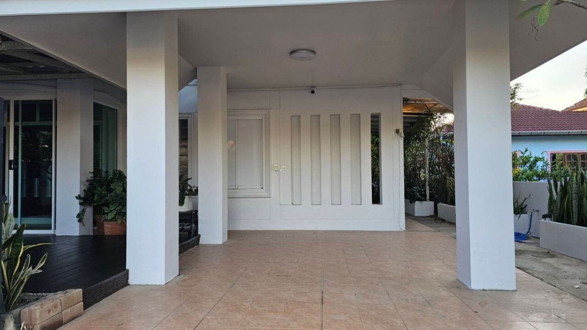 รูป 🔥 ลดราคาด่วน 3 แสน!🔥  บ้าน 3 นอน รีโนเวทใหม่ พร้อมระเบียงใหญ่ สุดยอดทำเลเชียงใหม่ - U5343121 - รูปที่ 10/13