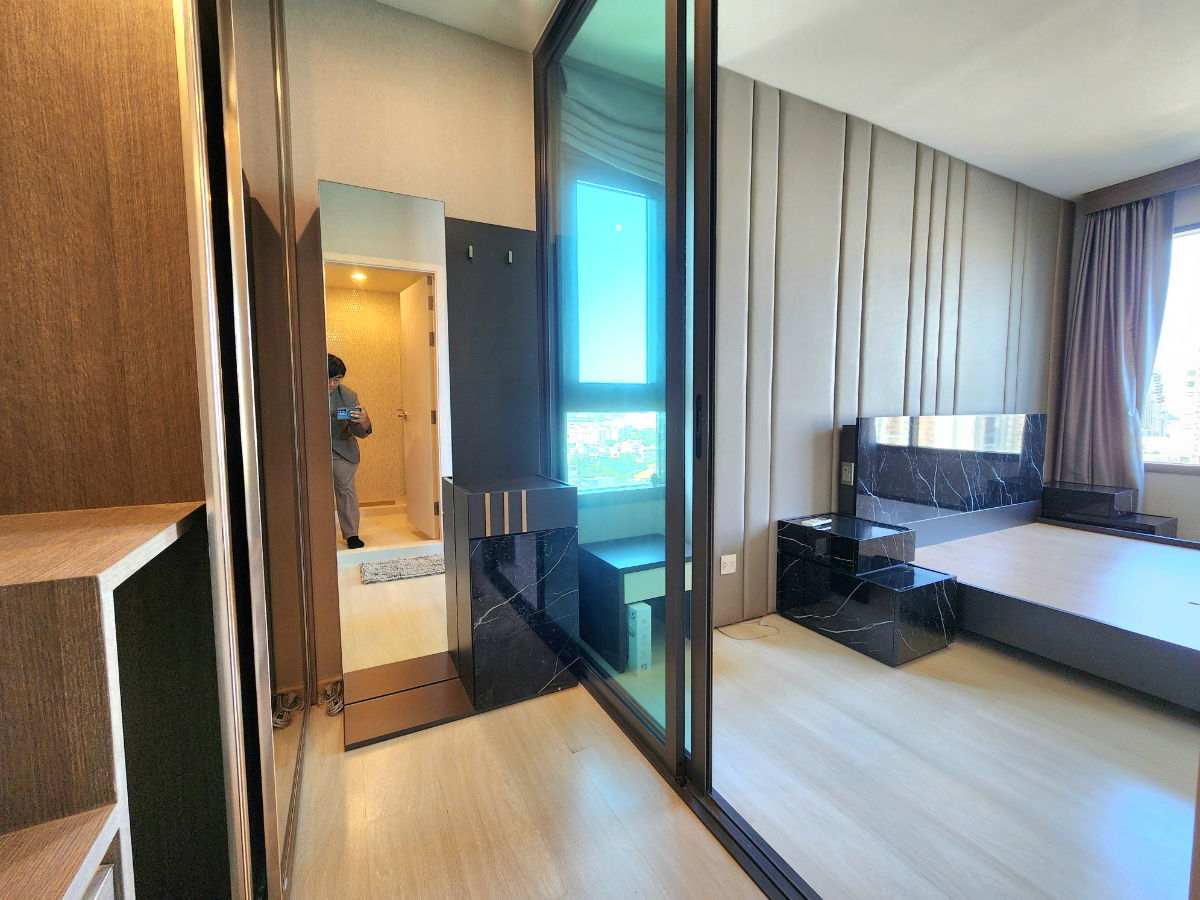 รูป **ห้องว่างครับผม ห้องแต่งสุดหรู แบบ 2 Bed**ให้เช่า **คอนโด ไลฟ์ ปิ่นเกล้า 2ห้องนอน 2ห้องน้ำ ชั้น17 ห้องมุม ทิศเหนือ ไม่ร้อนทั้งปี!! - รูปที่ 17/89