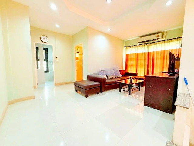 รูป เปิดซิง! ศรีมหาโพธิ ปราจีนบุรี นิคมอุตสาหกรรม 304 ปราจีนบุรี 1 กม. ให้เช่าบ้านเดี่ยว 2นอน 2น้ำ ซีเจ ตลาดโป่งไผ่ 1.2 กม. - รูปที่ 4/8