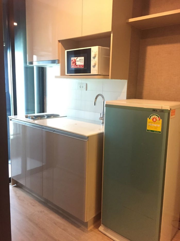 รูป Ideo Q Chula Samyan【𝐑𝐄𝐍𝐓】🔥ห้องสุดมินิมอล มินิใจ สิ่งอำนวยความสะดวกครบครัน เอาใจสายเรียบแต่เท่🔥 ติดต่อไลน์ไอดี: @hacondo - รูปที่ 7/8