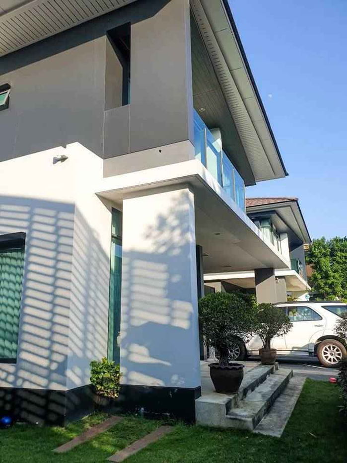 picture EHL-250796 For rent: Large detached house, Setthasiri Krungthep Kreetha. - 17/19