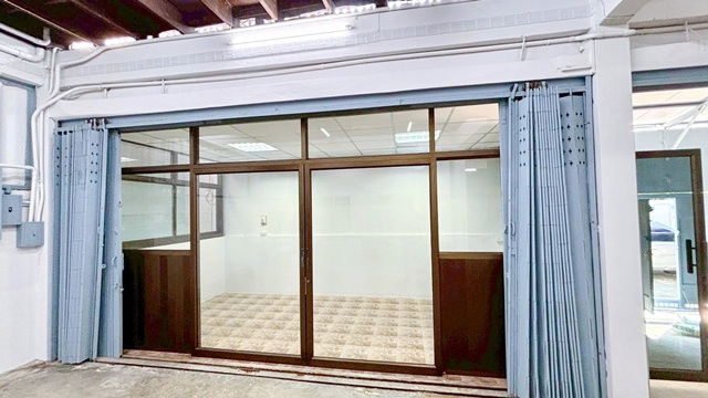 รูป BTSเจริญนคร 450 ม. เช่าโกดัง พร้อมออฟฟิศ450ตร.ม. ไอคอนสยาม 500ม. 80 ตร.วา. รร.นานาชาติไพโอเนียร์ 1.3 กม.คลองสาน 3ออฟฟิศ 2 น้ำ - รูปที่ 4/8