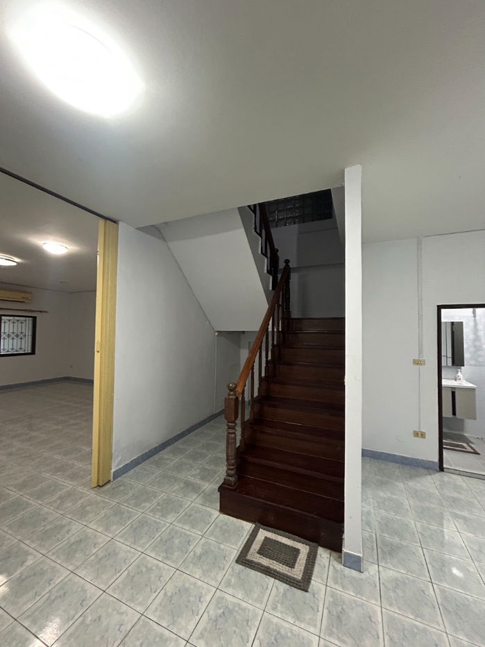 รูป Townhome for rent near BTS Punnawithi (SPSJP01) - รูปที่ 11/34