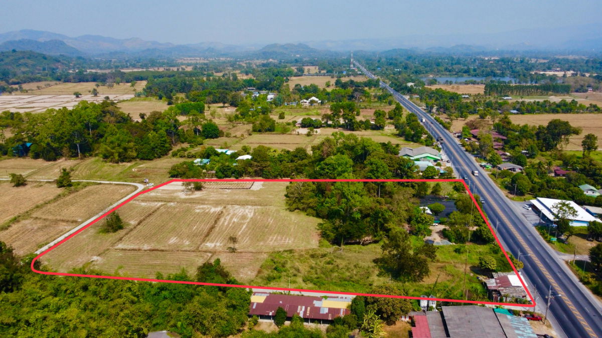 รูป ขายที่ดินติดถนนใหญ่ราคาถูก พื้นที่ 16-3-27 ไร่ ถ.บ้านนา-แก่งคอย ต.เขาเพิ่ม อ.บ้านนา จ.นครนายก  - รูปที่ 2/6