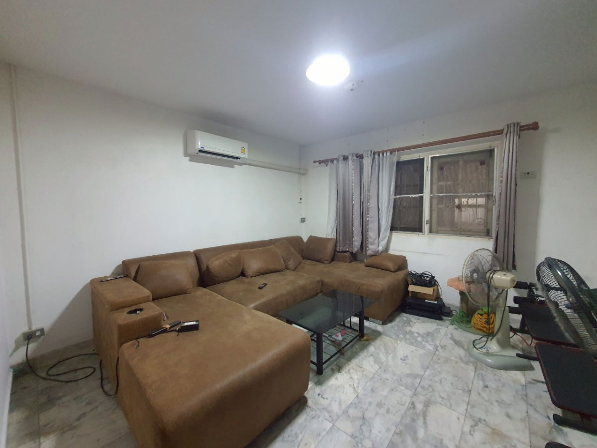 รูป 🏘️:** ขายบ้านเดี่ยวสุดหรู 159 ตร.วา 5 ห้องนอน หมู่บ้านกาญจนาลักษณ์ 3 ติดถนนกาญจนาภิเษก ทำเลทอง บางกรวย นนทบุรี    Listing no. 92047 - รูปที่ 5/8