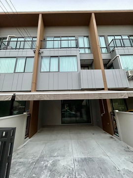 Townhome for rent, Phaholyothin-Ramintra area, Baan Klang Muang Phahol-Ramintra, affordable price. Interested? Line: @951qfbfi