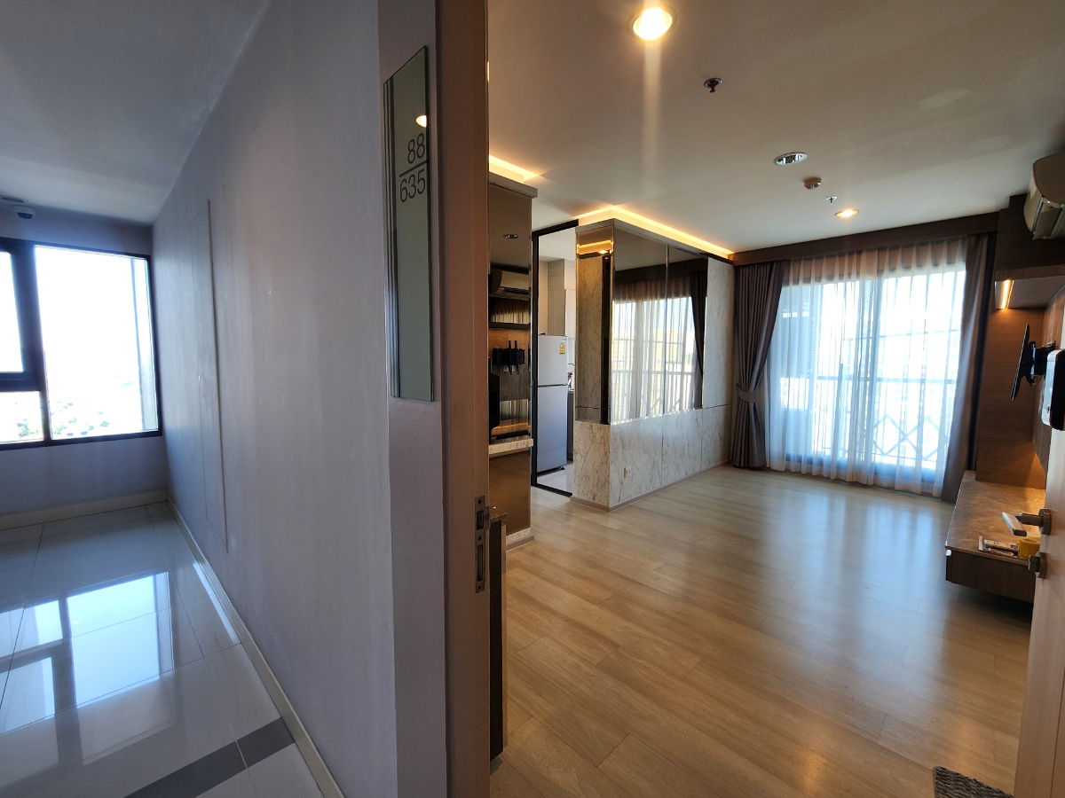 รูป **ห้องว่างครับผม ห้องแต่งสุดหรู แบบ 2 Bed**ให้เช่า **คอนโด ไลฟ์ ปิ่นเกล้า 2ห้องนอน 2ห้องน้ำ ชั้น17 ห้องมุม ทิศเหนือ ไม่ร้อนทั้งปี!! - รูปที่ 45/89