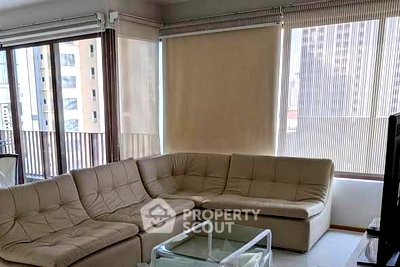 Condos for rent BTS Phrom Phong : 2-BR Condo at The Emporio Place near BTS Phrom Phong (ID 2400802)