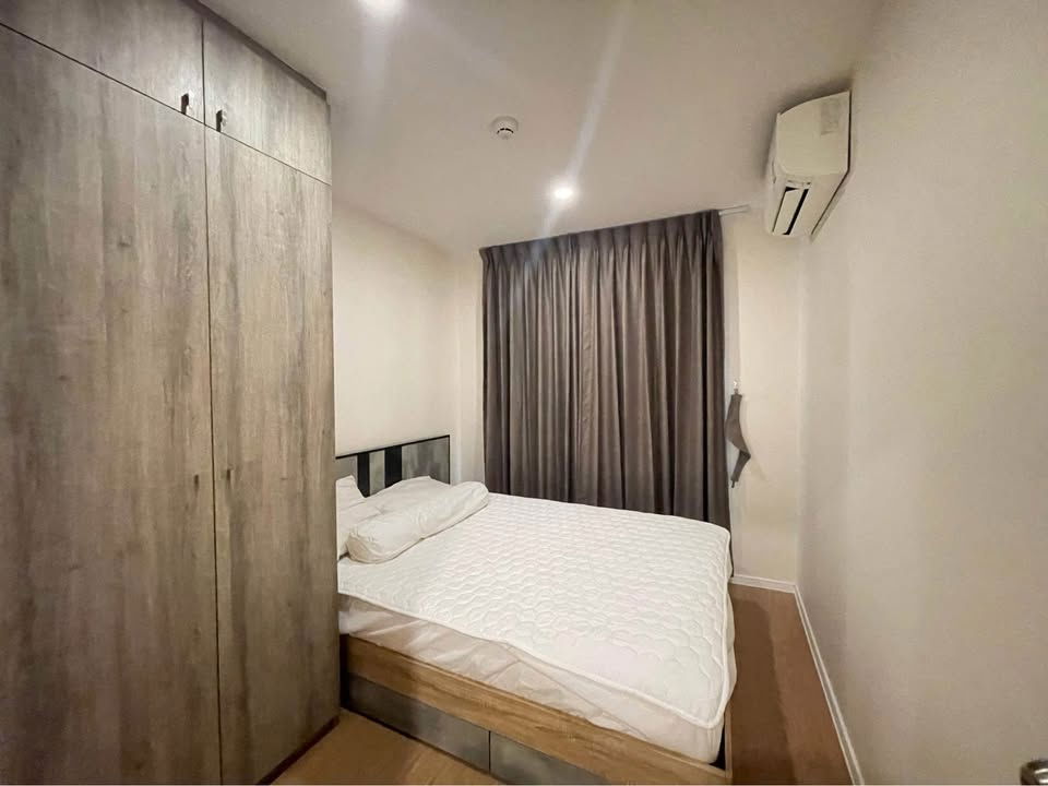 รูป ให้เช่า ลุมพินี เพลส บางนา กม.3 มีเฟอร์นิเจอร์+เครื่องใช้ไฟฟ้าครบ - รูปที่ 2/9