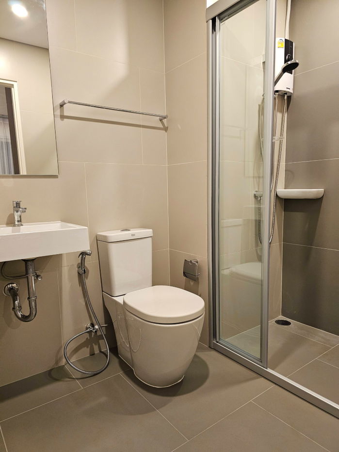 รูป 🏢 ให้เช่าคอนโด Lumpini Place รัชดา–สาธุ• BTS ช่องนนทรี💰 ค่าเช่า 13,500 บาท รหัส RS4387 - รูปที่ 12/14