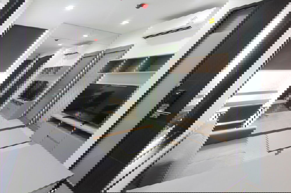 รูป Wish Signature Midtown Siam 1【𝐒𝐄𝐋𝐋 & 𝐑𝐄𝐍𝐓】🔥ห้องสไตล์โมเดิร์น ตกแต่งสวย เรียบหรู เฟอร์นิเจอร์ครบ ส่วนกลางจัดเต็ม 🔥 ติดต่อไลน์ไอดี: @hacondo - รูปที่ 6/10