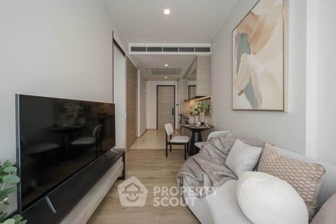 1-BR Condo at The Crest Park Residences near MRT Phahon Yothin (ID 2503335)
