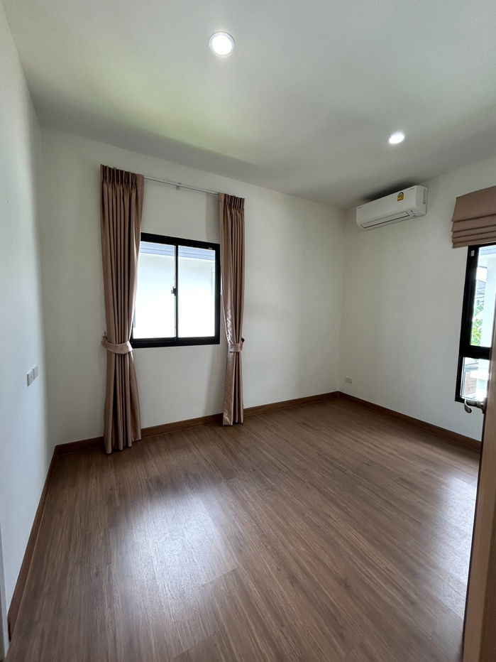 รูป ขายบ้านเดี่ยว 2 ชั้น โครงการ Breeze at Eastern Star Foresto บูรพาพัฒน์–สุขุมวิท ทำเลดี ใกล้นิคมมาบตาพุด เพียง 3.5 ลบ. - รูปที่ 10/19