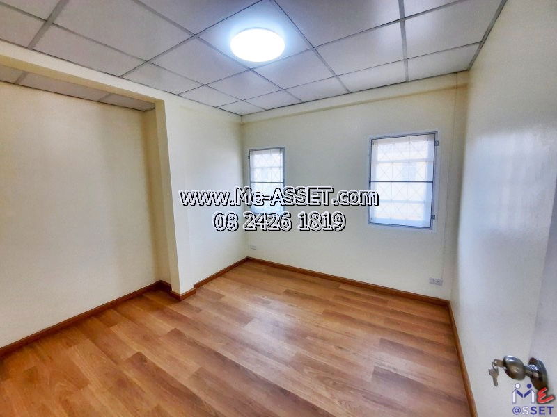 รูป ขายบ้านเดี่ยวรีโนเวทใหม่ โซนอำเภอเมืองนครปฐม พระประโทน เชื่อมบ้านแพ้ว ใกล้ศูนย์ราชการ องค์พระปฐมเจดีย์ เซ็นทรัลนครปฐม : มบ.ทองธัชการ 2 ชั้น 60.3 ตร.วา - รูปที่ 12/15