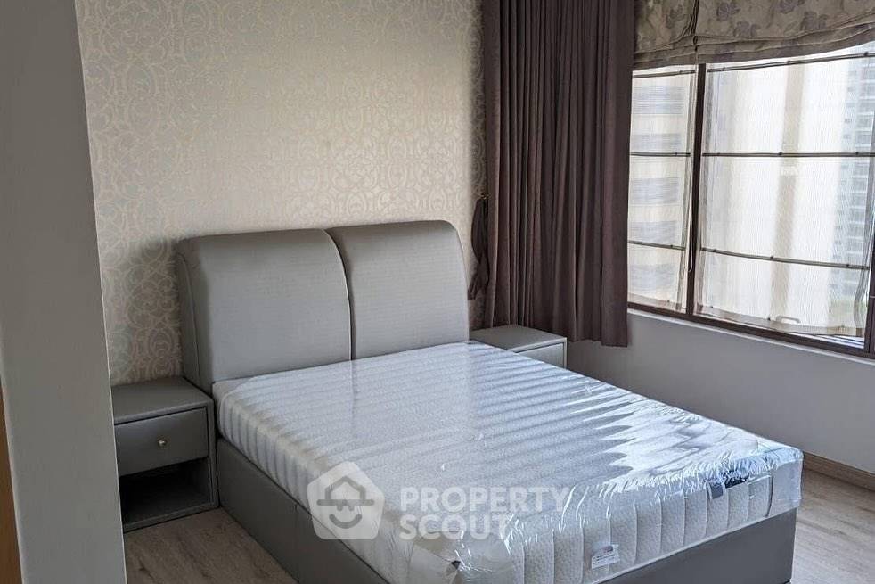 รูป คอนโด 2-ห้องนอน ที่ ดิ เอ็มโพริโอ เพลส ใกล้ BTS พร้อมพงษ์ (ID 2400802) - รูปที่ 4/8