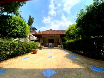 Houses for rent Chonburi : For Rent Villa Nongplalai 5 Bedrooms 4 Bathrooms