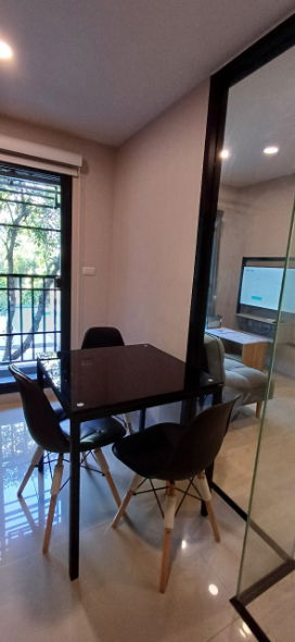 รูป เอสเซ็นท์วิลล์คอนโด อยู่ในเซ็นทรัลเฟสติวัลเชียงใหม่ ห้องสวย แยกสัดส่วน วิวสระว่ายน้ำ ห้องไม่ร้อนช่วงบ่าย - รูปที่ 11/18