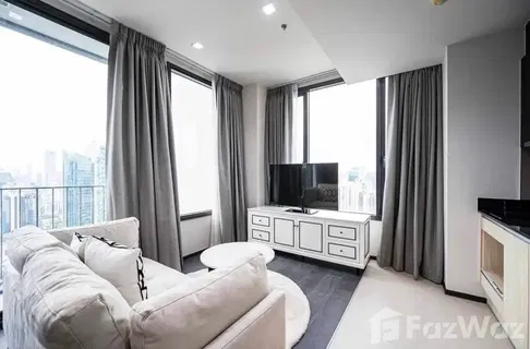 2 Bedroom Condo for sale at Edge Sukhumvit 23 1952840