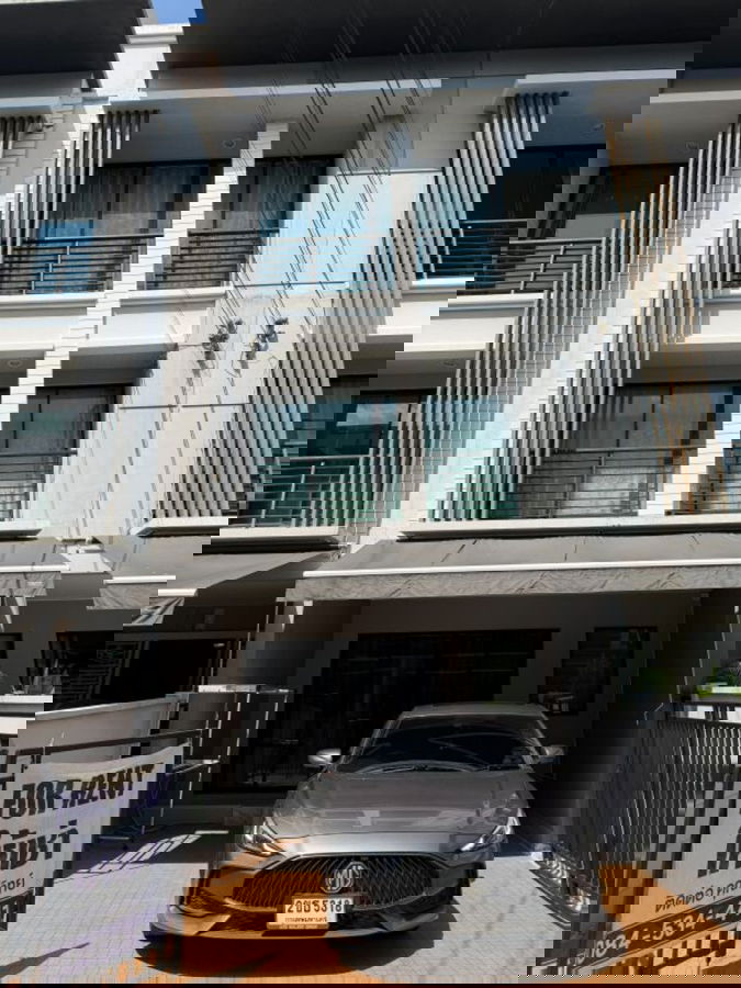 รูป 🔴RT20787🟡 ให้เช่าถูกมาก👍 ทาวน์โฮม 3 ชั้น Baan Klang Muang Rattanathibet 💛🧡 ✅แอดไลน์ @905bggcb (มี @ ด้วย) แอดมินตอบไว  - รูปที่ 1/17