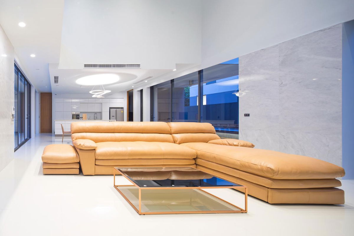 รูป ขายบ้านหรูพร้อมสระว่ายน้ำสภาพตกแต่งทันสมัย พร้อมเข้าอยู่ เอกมัย ซอยต้นๆ - รูปที่ 1/13