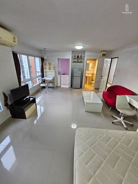 The North Park Bangsaen ตึกC ชั้น6---------ห้องกว้าง---------Tel 097-049-5874 (Line: @choncondo มี@ด้วย)