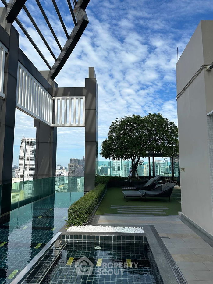 รูป คอนโด 1-ห้องนอน ที่ ริธึ่ม สาทร ใกล้ BTS สะพานตากสิน (ID 1976957) - รูปที่ 15/18