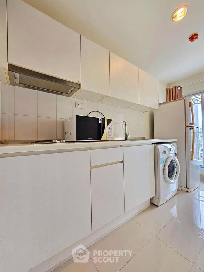 รูป คอนโด 1-ห้องนอน ที่ ไลฟ์ แอท ลาดพร้าว 18 ใกล้ MRT ลาดพร้าว (ID 2503534) - รูปที่ 12/13