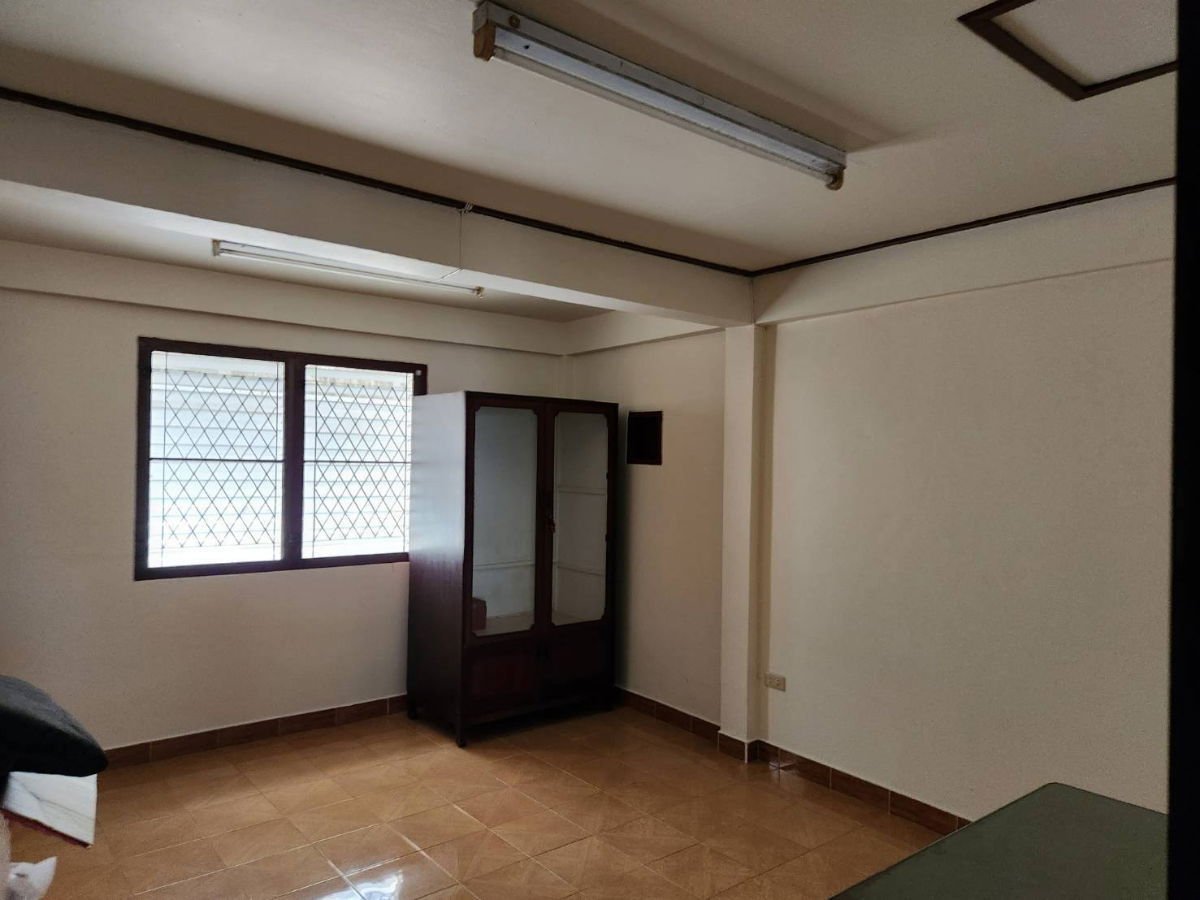 รูป เช่า ให้เช่า ปล่อยเช่า บ้านเดี่ยว ห้วยขวาง เหม่งจ๋าย หมู่บ้านรัชดานิเวศน์ ราคาถูก สนใจ Line: @951qfbfi - รูปที่ 6/13