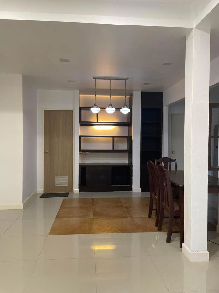 รูป 🏡 ให้เช่าบ้านเดี่ยว ทำเลรามอินทรา 🚗 ใกล้ทางด่วนรามอินทรา เข้า–ออกสะดวกหลายเส้นทาง 📍 นวลจันทร์ / ประดิษฐ์มนูธรรม - รูปที่ 4/7