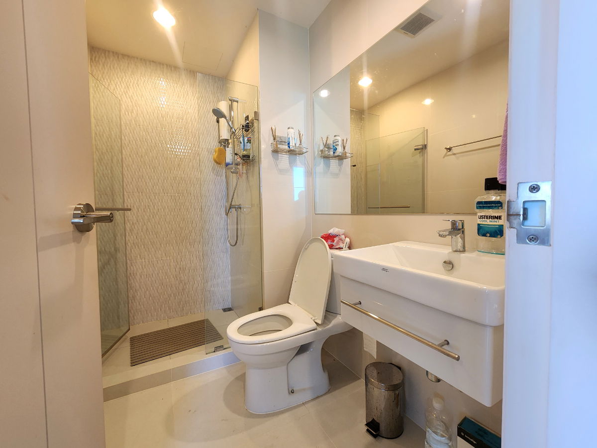 รูป **ห้องว่างครับผม ห้องแต่งสุดหรู แบบ 2 Bed**ให้เช่า **คอนโด ไลฟ์ ปิ่นเกล้า 2ห้องนอน 2ห้องน้ำ ชั้น17 ห้องมุม ทิศเหนือ ไม่ร้อนทั้งปี!! - รูปที่ 12/89