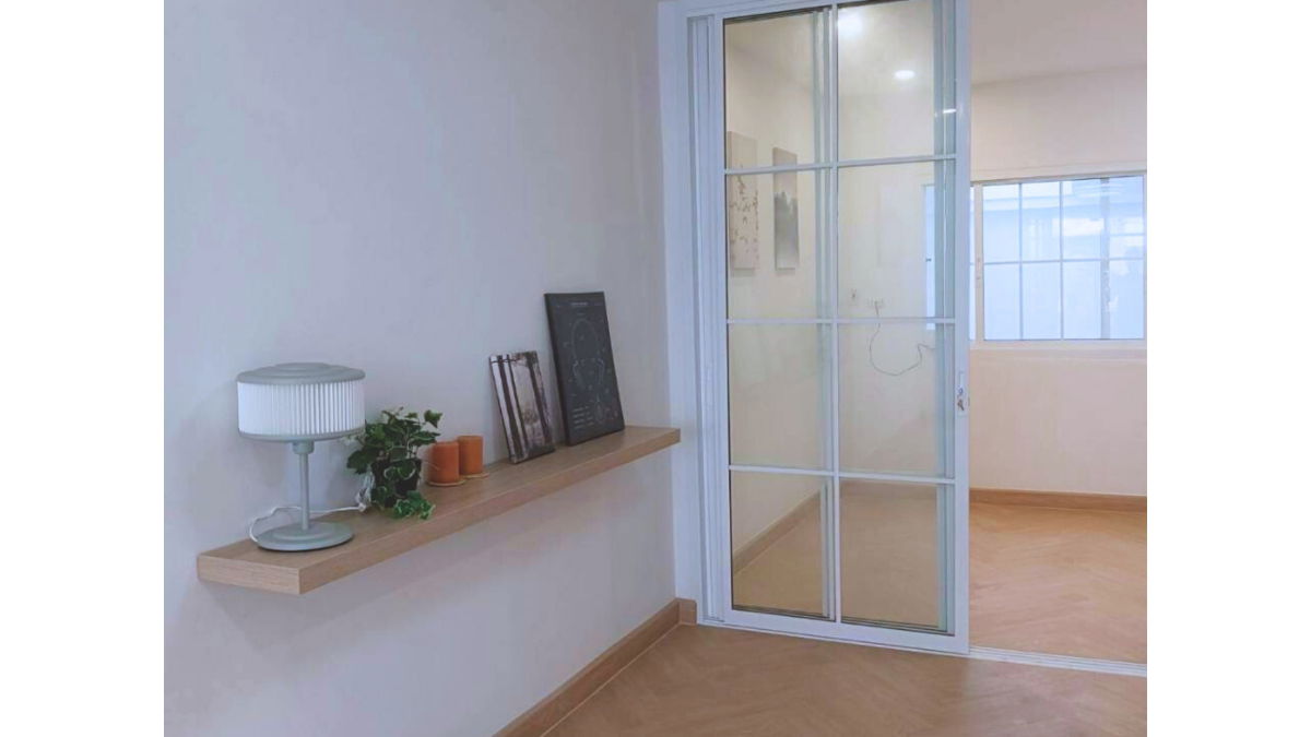 รูป ทาวน์โฮมรีโนเวทใหม่ทั้งหลัง ทิพย์พิมาน การ์เด้น บ้านกล้วย-ไทรน้อย 900 เมตร ถึงแจส กรีน วิลเลจ บางบัวทอง 4 ห้องนอน 1 ห้องอเนกประสงค์ ราคา 2 ล้านต้นๆ   - รูปที่ 9/19